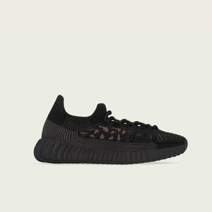 Yeezys 350 size 4